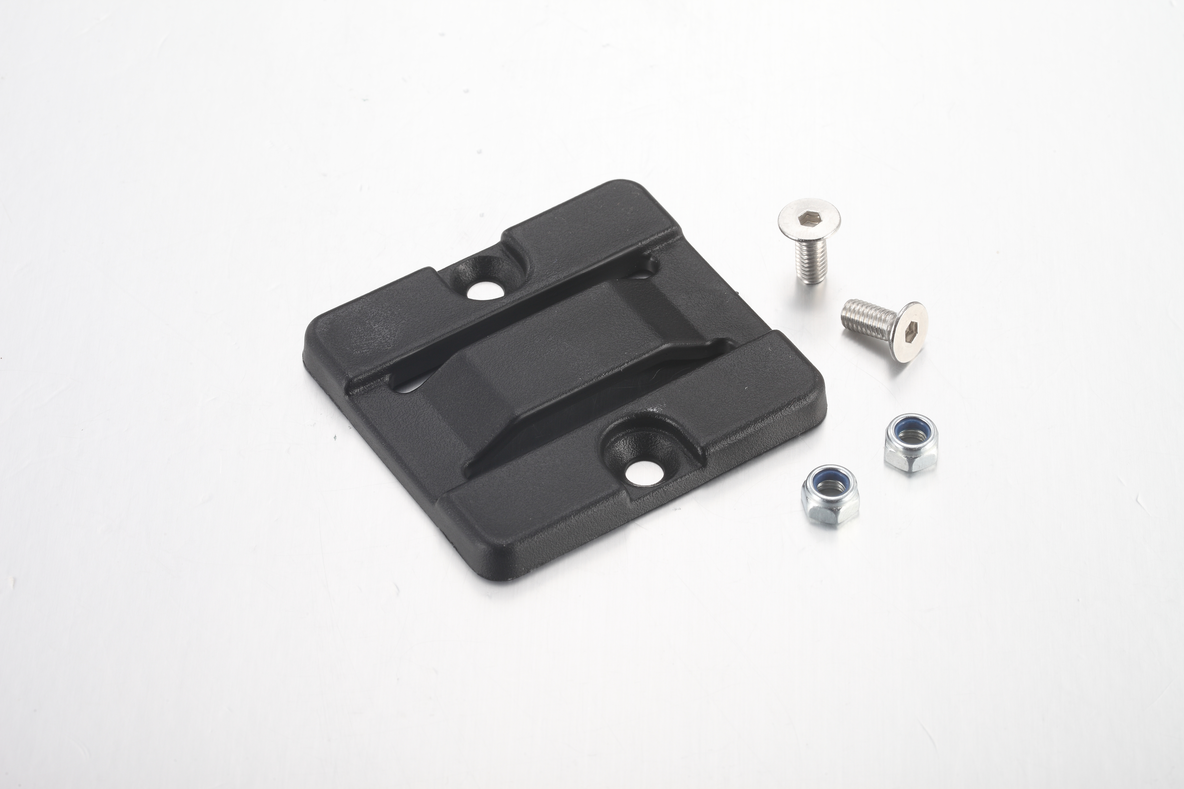 SHE7094 Battery Front Support Block（with 2 Bolts & 2 Nuts ） SS2.5/SS3.0/SE/SR