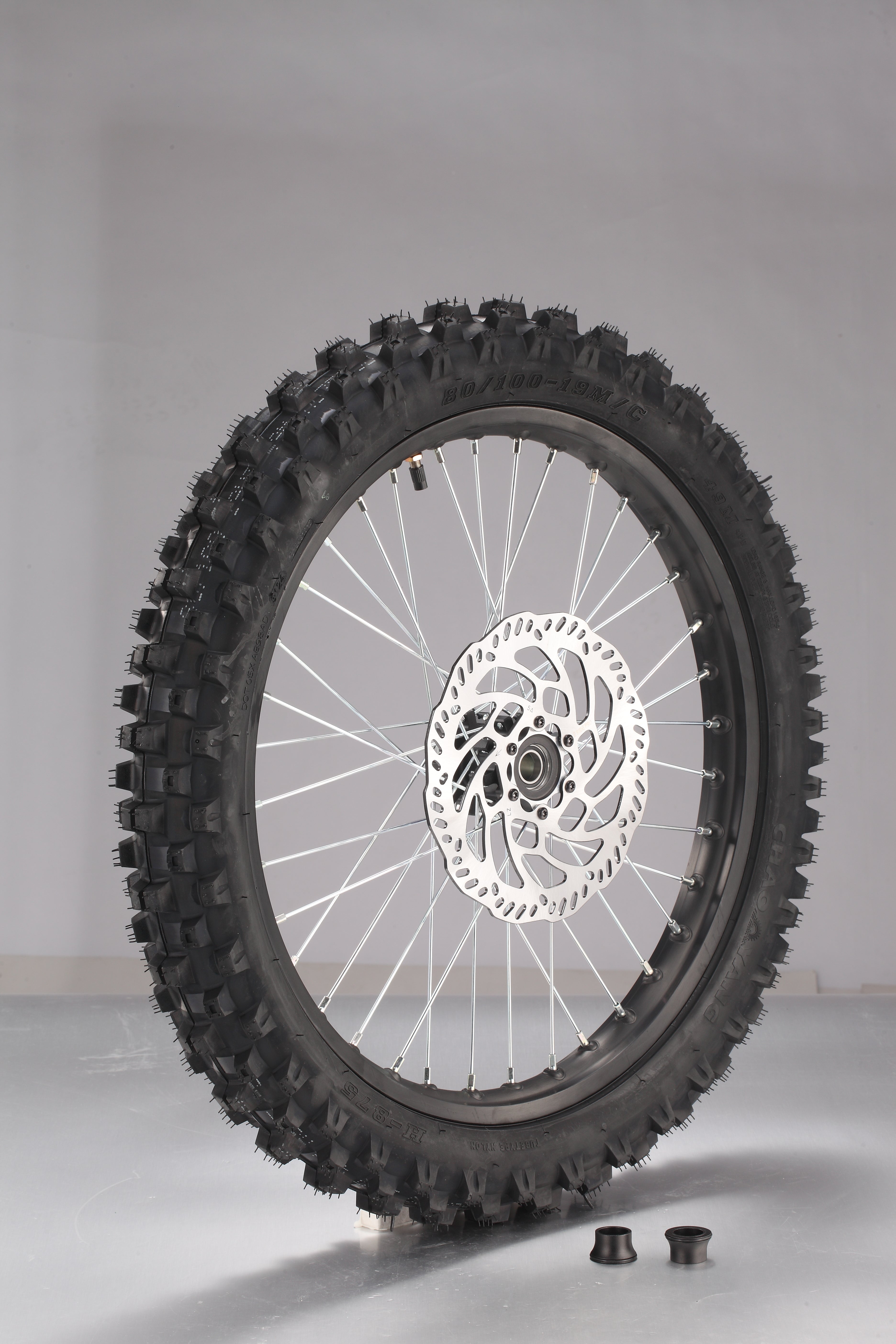 SHE7019 Front Wheel Assembly(Front Tire+Tube+Rim Stripe+Front Wheel Assembly+Front Brake Disc+Front Wheel Hub Cone Spacer (with Bolts)) (SR)