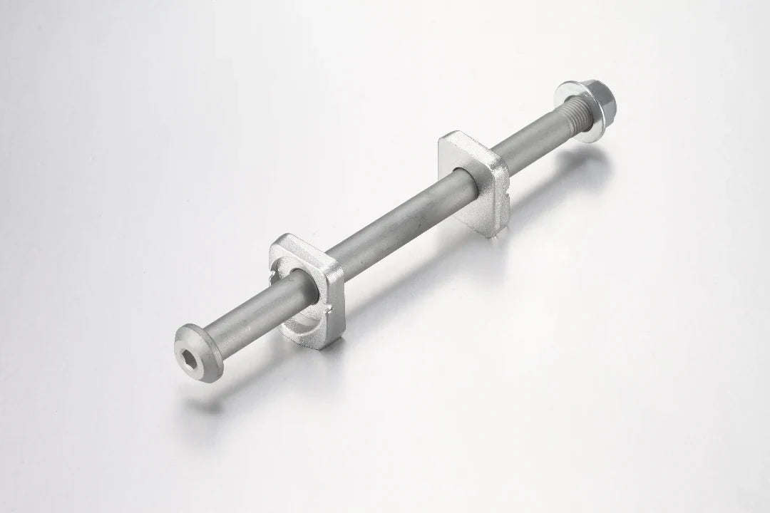 SHE7940 Rear Wheel Axle(with 1 PCS Rear Wheel Axle, 1 Nut, 1 Shim, Bushing Kit) (MINI/MINI R)